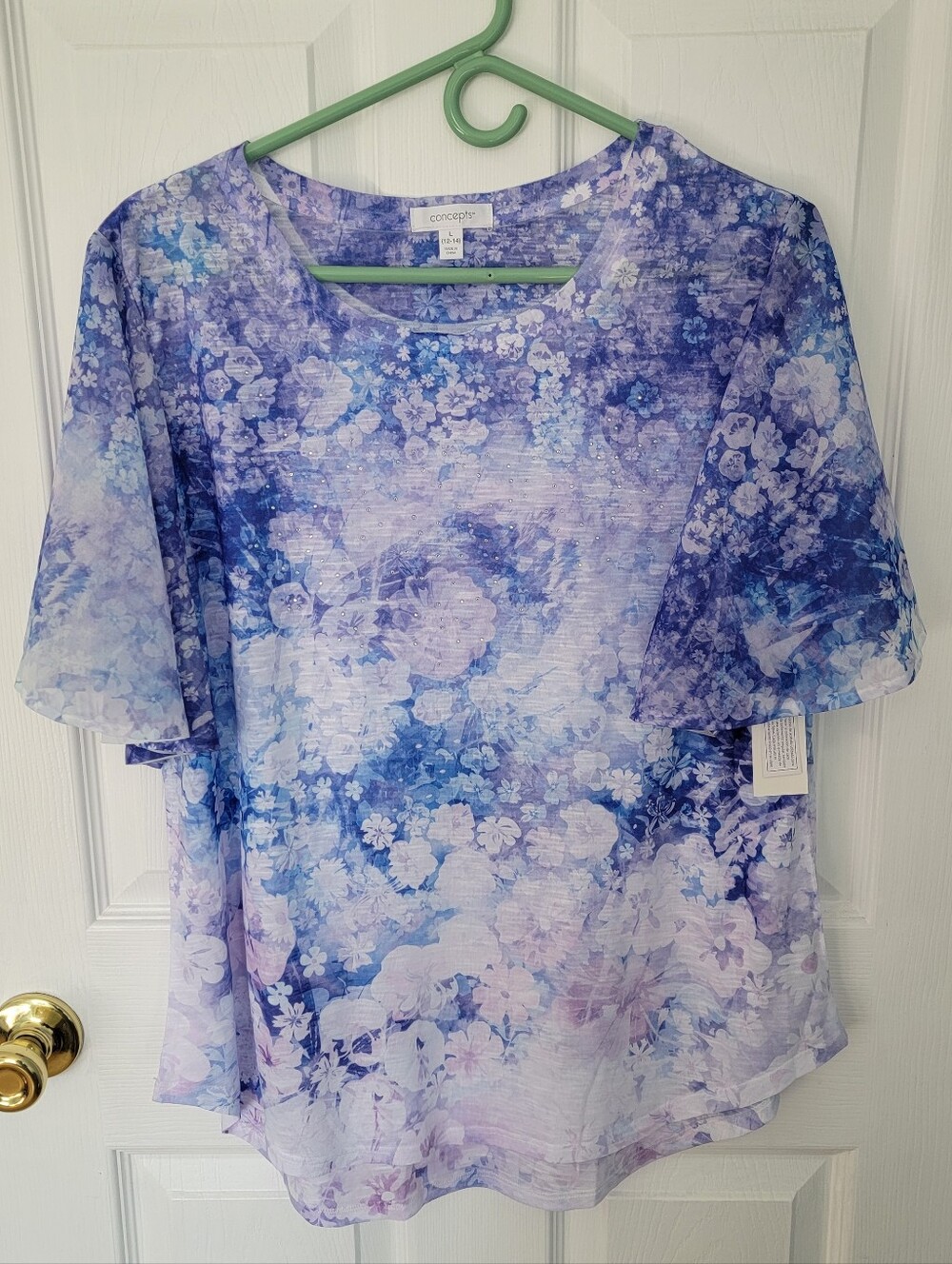 Concepts Women's Size L 12-14 Blue Purple Floral Flutter Sleeve Blouse NWT